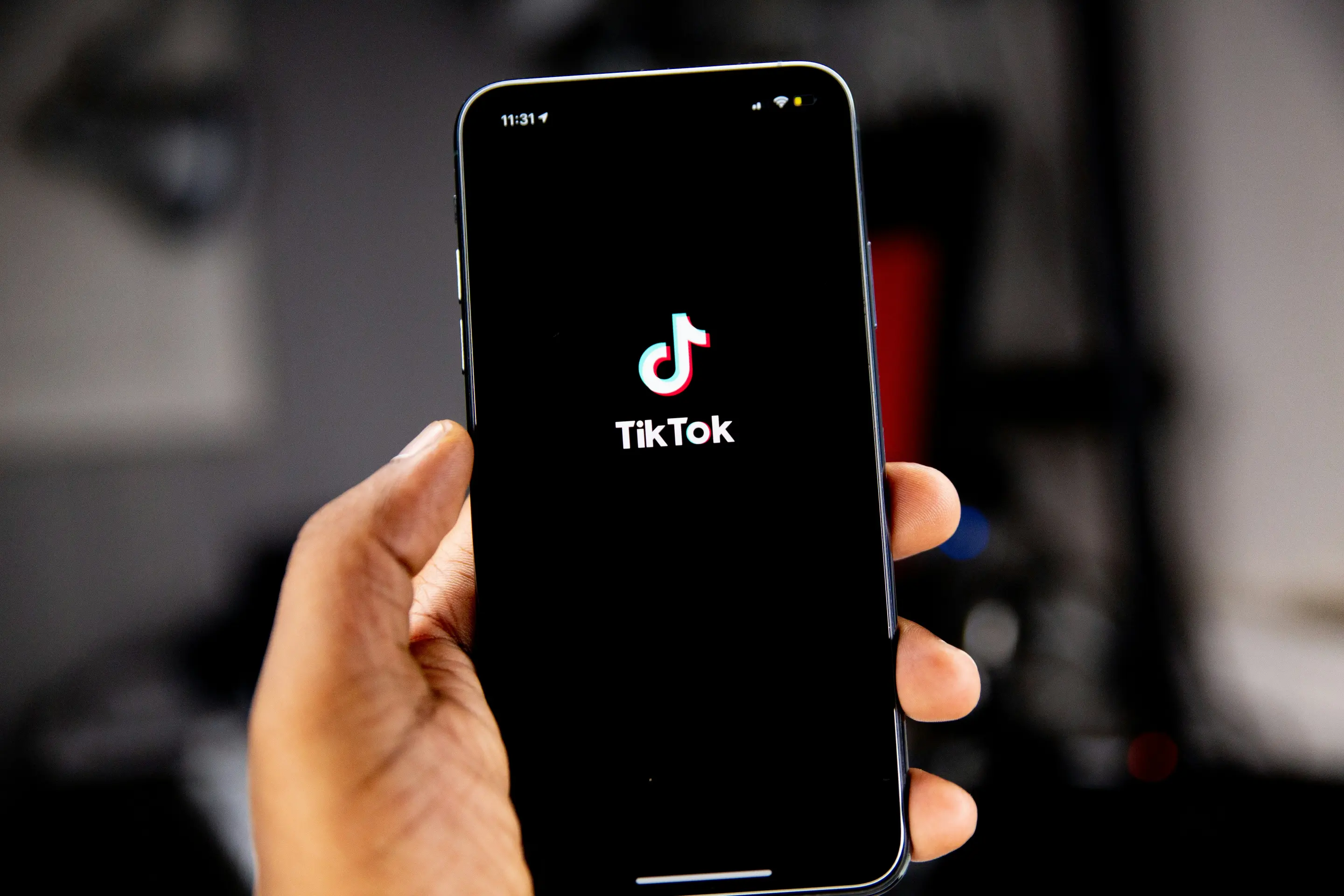 Por Qué No Tengo Visualizaciones en TikTok: Causas y Soluciones